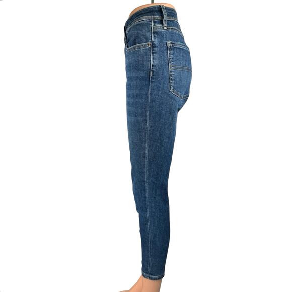Tommy Hilfiger Women's Blue Super High Rise Skinny Medium Wash Denim Jeans 29/30 - Picture 2 of 6